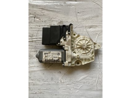 Motorek stahování oken levy zadni Škoda Octavia 2 1K0 959 704 J 1K0959704J