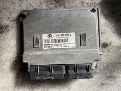 Řídicí jednotka motoru 03D 906 032 A 03D906032A