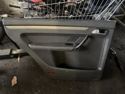 Tapecirung levy zadní VW Touran