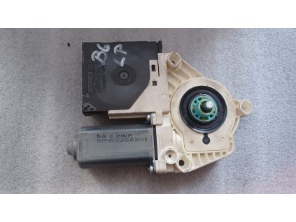 Motorek stahování okna levý přední VW Passat B6 1K0959793M 1K0 959 793 M 1K0959701Q 1K0 959 701 Q