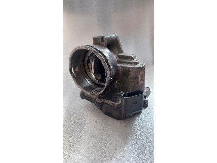 Škrtící klapka 03G128063M 03G 128 063 M