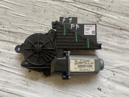 Motorek stahování oken Škoda Fabia 1 2005-2007 Pravy přední 6Y1 959 802 6Y1959802