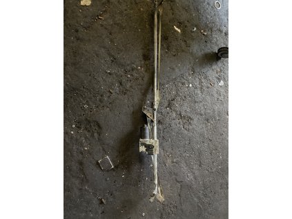 Mechanismus předních stěraču Peugeot 407