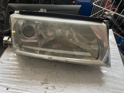 Přední světlo prave Škoda Octavia 1 1U1 941 016 B 1U1941016B