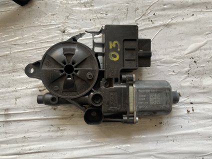 Motorek stahování oken Škoda Octavia 3 5Q0 959 811 E 5Q0959811E