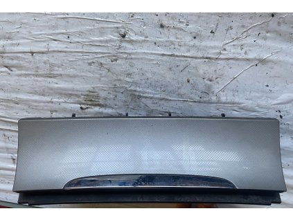 Přední popelnik VW Passat B6