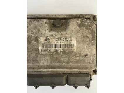 Řídící jednotka motoru 6K0 906 032 AJ, 6K0906032AJ