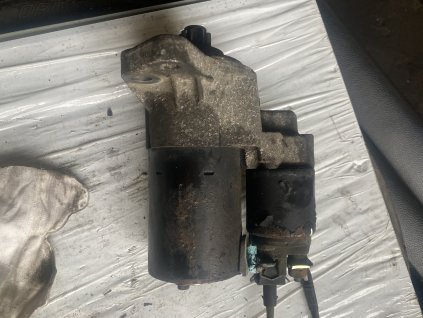 Starter Škoda Octavia 1 1.6benzin