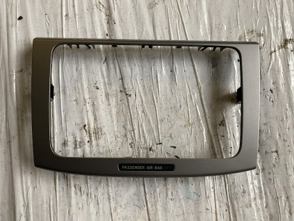 Rámeček autorádia VW Passat B6 3C0 858 069 M 3C0858069M
