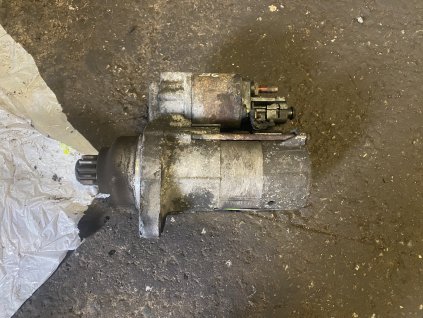 Startér VW Passat B6 02M 911 023 N 02M911023N