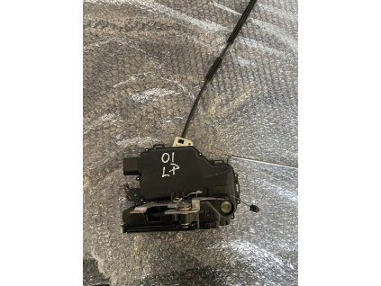 Zamek dveří levý přední Škoda Octavia 1