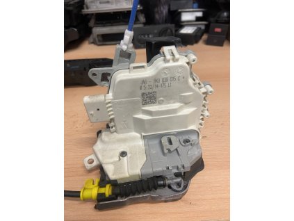 Zámek dveří levý zadní A8, 2015 8K0 839 015 C, 8K0839015C