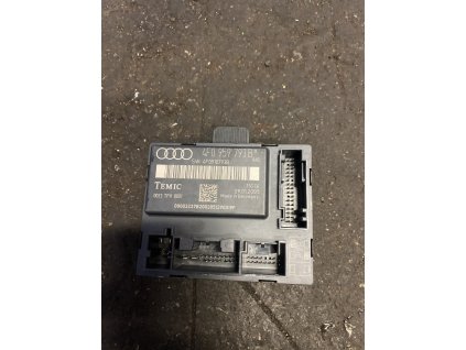 Řídicí jednotka dveří leva přední  Audi A6 4F C6 4F0 959 793 B 4F0959793B