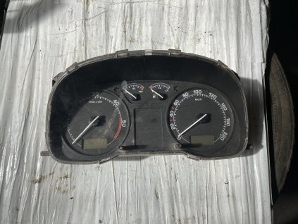panel pristroju Škoda Octavia 1