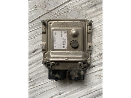Řídicí jednotka motoru ECU Fiat Doblo 110R010312 110R010312