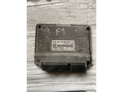 Řídicí jednotka motoru Škoda Fabia 1 03E 906 023 D 03E906023D