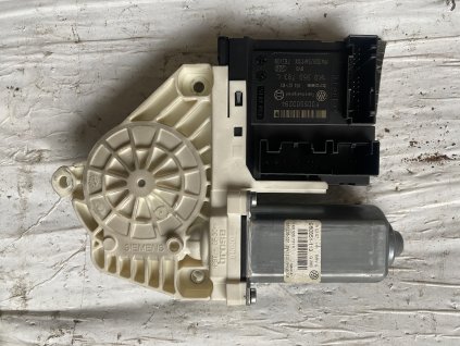 Motorek stahování oken VW Passat B6 1K0 959 701 P 1K0959701P 1K0 959 793 L 1K0959793L