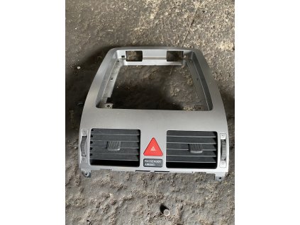 Středové průduchy ventilace VW Golf V