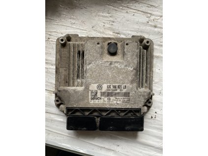 Řídicí jednotka motoru 03G 906 021 LB 03G906021LB