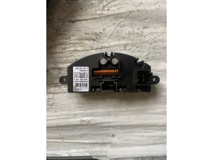 Regulator ventilátoru Škoda Superb III 5Q0 907 521 D 5Q0907521D