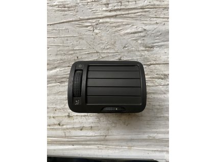 Průduch ventilace pravý přední VW Passat B5.5 3B0 819 704 A 3B0819704A