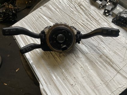 Ovládací pačky pod volantem ,přepínač kombinovaný s kroužkem airbagu Audi A6 4F 4F0 953 549 A 4F0953549A 4E0 953 503 B 4E0953503B