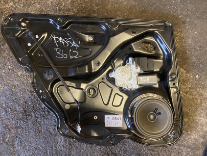 Stahovačka levá zadní VW Passat B6 3C4 839 755 H 3C4839755H