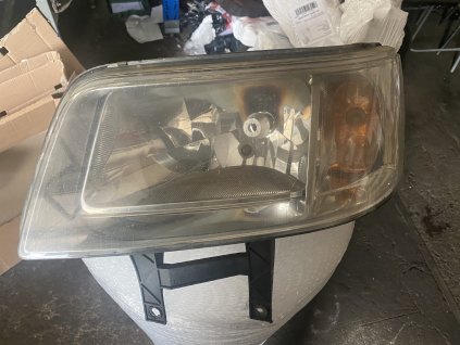 Přední levé světlo VW Transportér T5