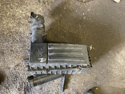 Filtrbox Škoda Octavia 2 VW Passat B6 3C0 129 607 AD 3C0129607AD