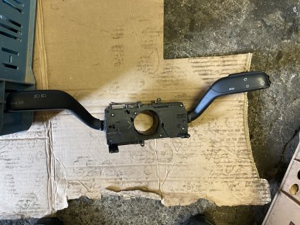 Přepínač kombinovaný ovládací pačky pod volantem VW Transportér T5 7H0 953 503 BL 7H0953503BL