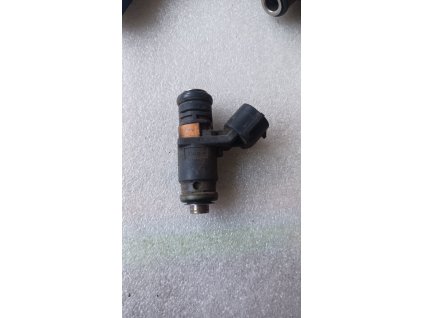 Vstřikovací tryska 03C906031 03C 906 031