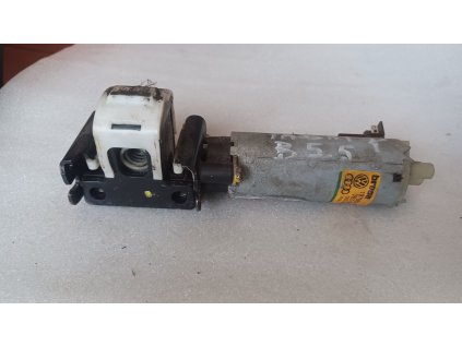 Motorek nastavení sedadla pravý přední VW Passat B5.5 Audi A6 C5 3B0 959 762 AC 3B0959762AC