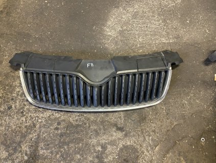 Přední maska Škoda Fabia 2 5J0 853 668 A 5J0853668A