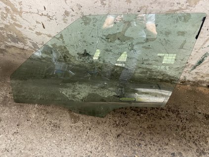 Sklo leve přední Škoda Fabia 2
