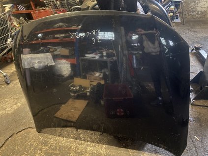 Kapota VW Passat B6 Kod barvy LC9X