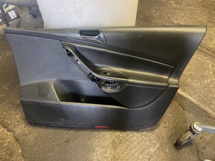 Tapecirung čalounění dveří prave přední VW Passat B6 3C1 867 012 3C1867012