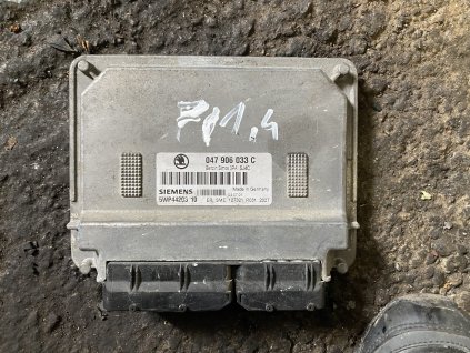 Řídicí jednotka motoru Škoda Fabia 1 1.4TDI 047 906 033 C 047906033C