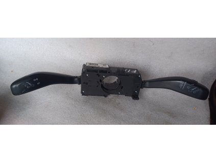 Páčky ovládání stěračů a směrových světel Škoda Fabia 2 facelift  6Q0 953 513 DN 6Q0953513DN