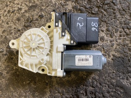 Motorek stahování oken levý zadní VW Passat B6 Combi 3C9 959 703 3C9959703 975280-200 975280-200