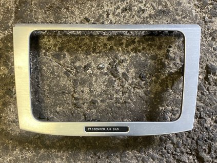 Rámeček autorádia VW Passat B6 3C0 858 069 P 3C0858069P