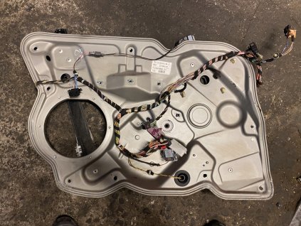 Stahovačka leva přední Škoda Octavia 2 1Z1 837 655 G 1Z1837655G