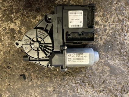 Motorek stahování oken 1T0 959 701 D 1T0959701D 1K0 959 793 J 1K0959793J