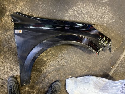 Blatník pravý přední Opel Astra H