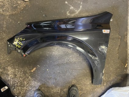 Blatník levý přední Opel Astra H