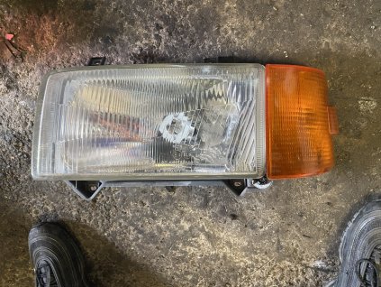 Přední leve světlo s blinkrem VW Transportér T4