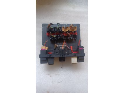 Komfortní jednotka 3C0937049AE - Centrální řídicí jednotka komfortní elektroniky VW Passat B6 FL
