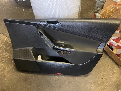 Tapecirung pravý přední VW Passat B6 3C1 867 012 3C1867012