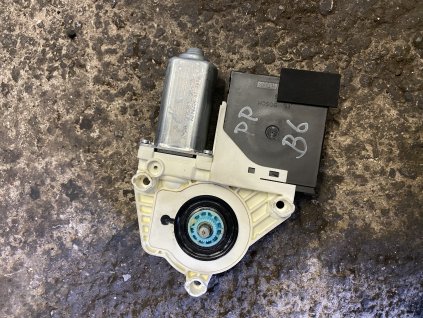 Motorek stahování oken pravý přední VW Passat B6 1K0 959 702 K 1K0959702K 1K0 959 792 G 1K0959792G