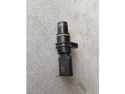 Snímač otáček vačkové hřídele VW Škoda Seat Audi 04L907601A 04L 907 601 A