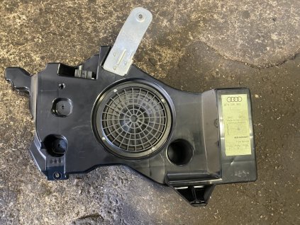 Subwoofer Audi A3 8P4 035 382 8P4035382